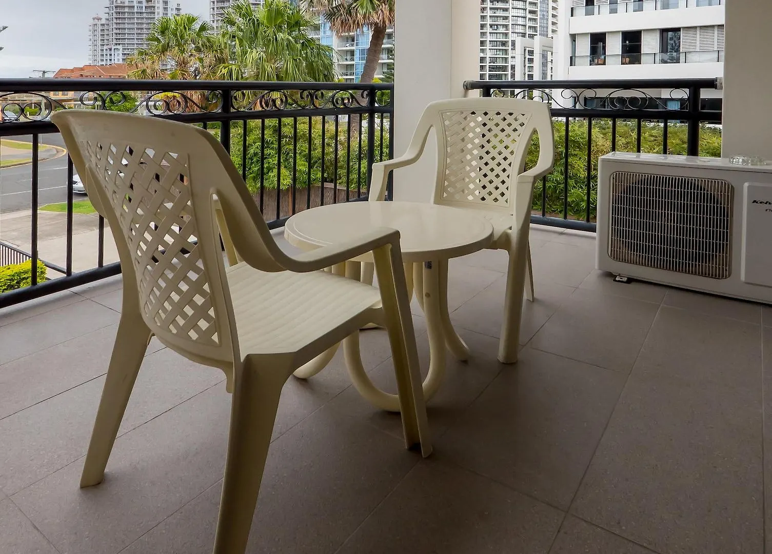Aparthotel Island Beach Resort Gold Coast